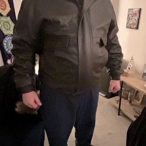 Men’s leather bomber jacket